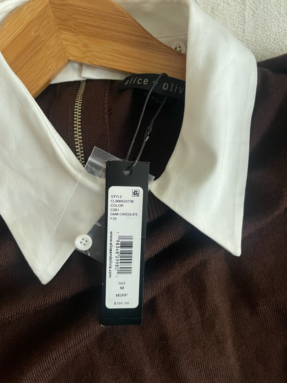 Brown wool blend sweater with removable collar and cuffs - Picture 4 of 7